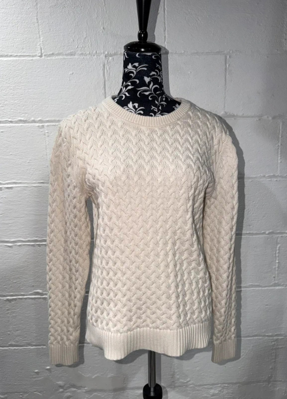 Banana Republic 100% Supima Cotton Cable Knit Sweater Ivory Cream S